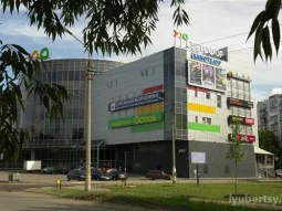 Торгово-развлекательный центр Светофор на улице Побратимов фотография 2